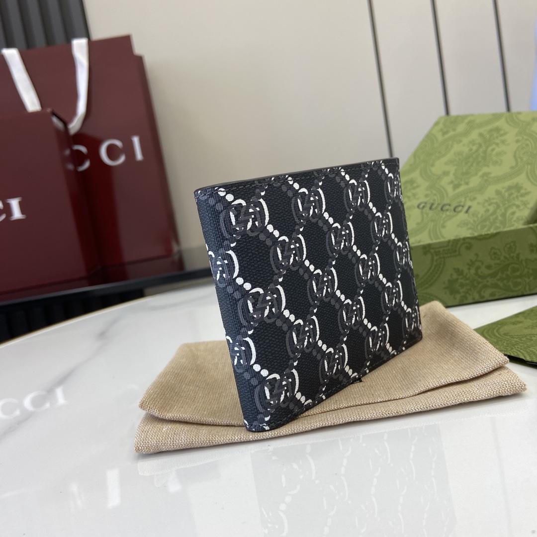 Gucci Bi-fold Wallet With GG Shadow - DopestKickz