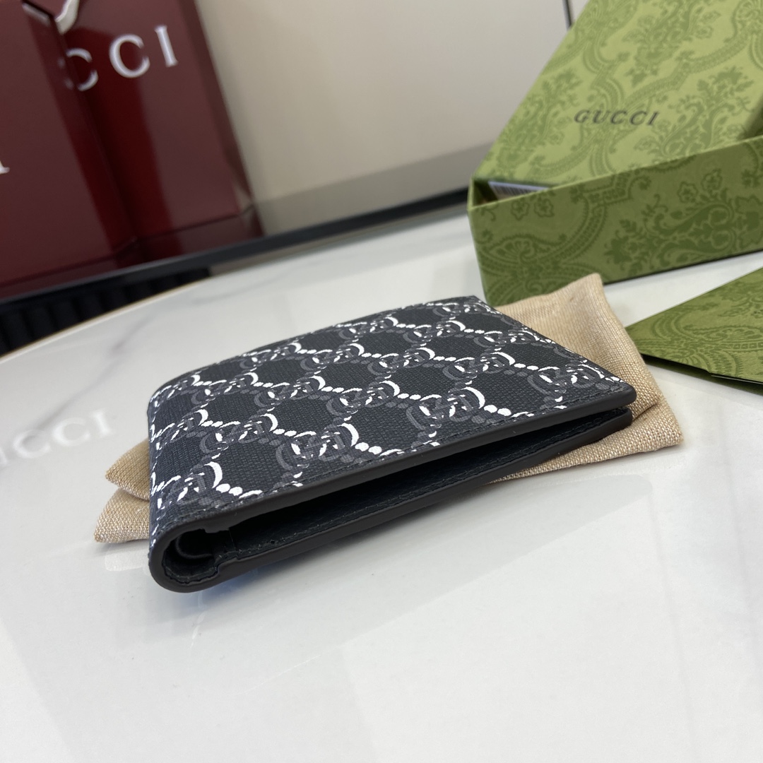 Gucci Bi-fold Wallet With GG Shadow - DopestKickz