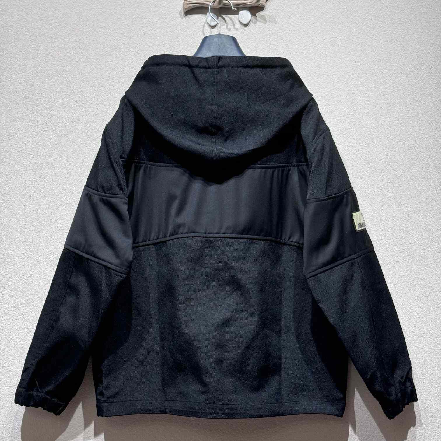 Louis Vuitton Technical Hooded Cotton Blouson   1AFRGI - DopestKickz