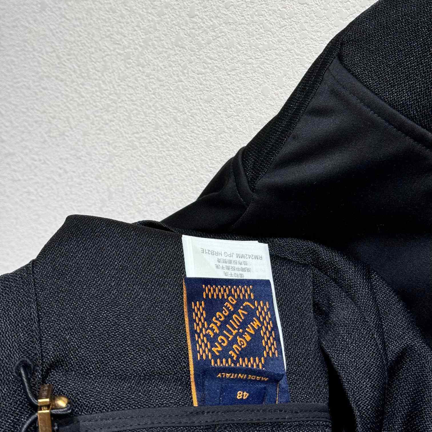 Louis Vuitton Technical Hooded Cotton Blouson   1AFRGI - DopestKickz