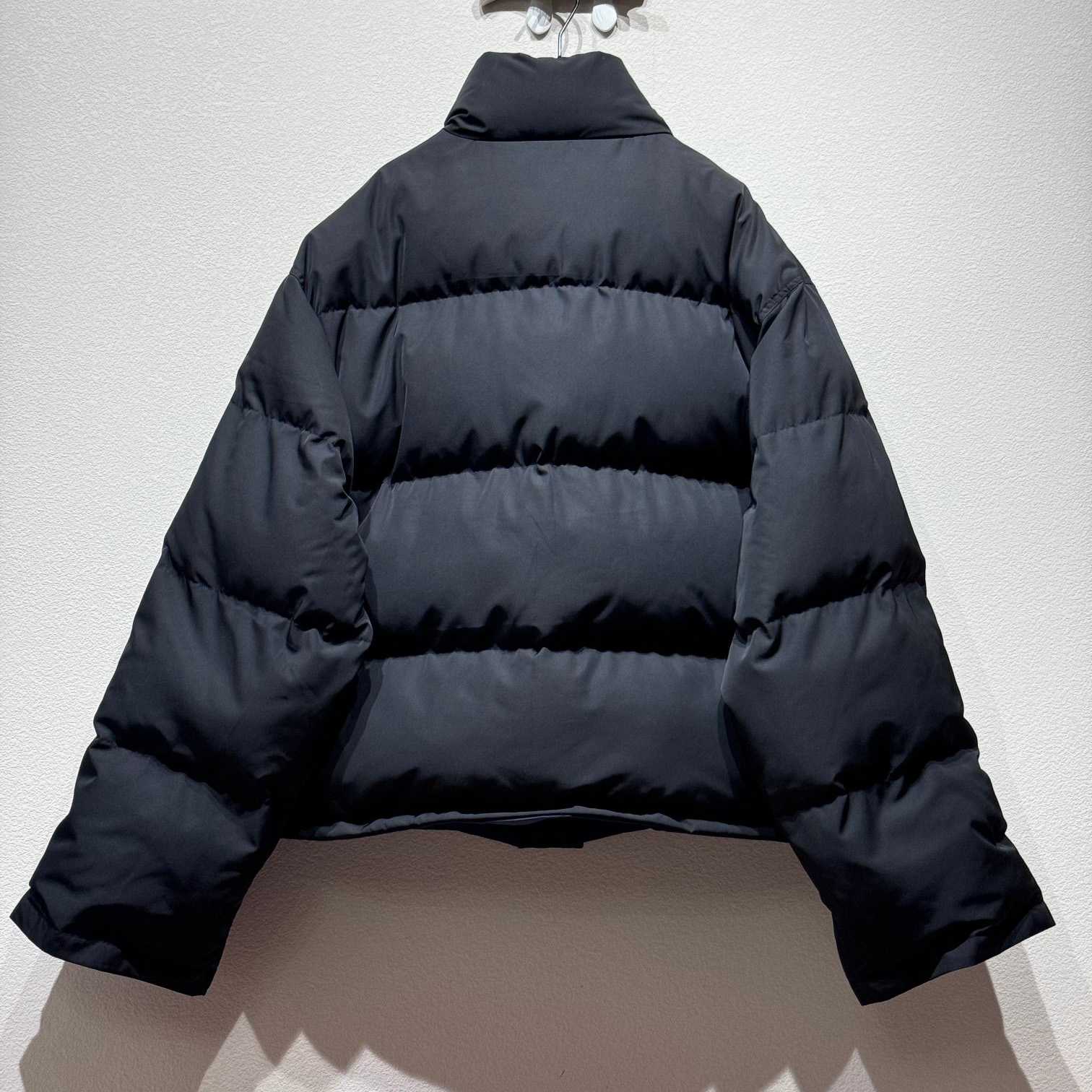 Balenciaga Loop Sports Icon Reversible Puffer In Black - DopestKickz