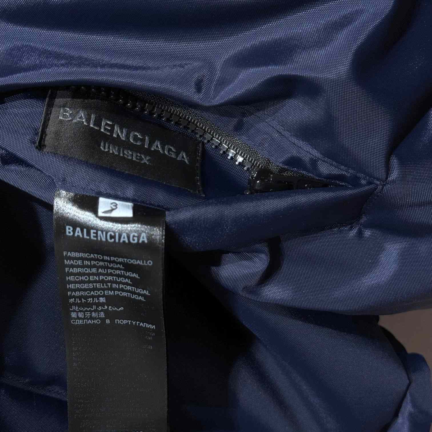 Balenciaga Loop Sports Icon Reversible Puffer In Black - DopestKickz
