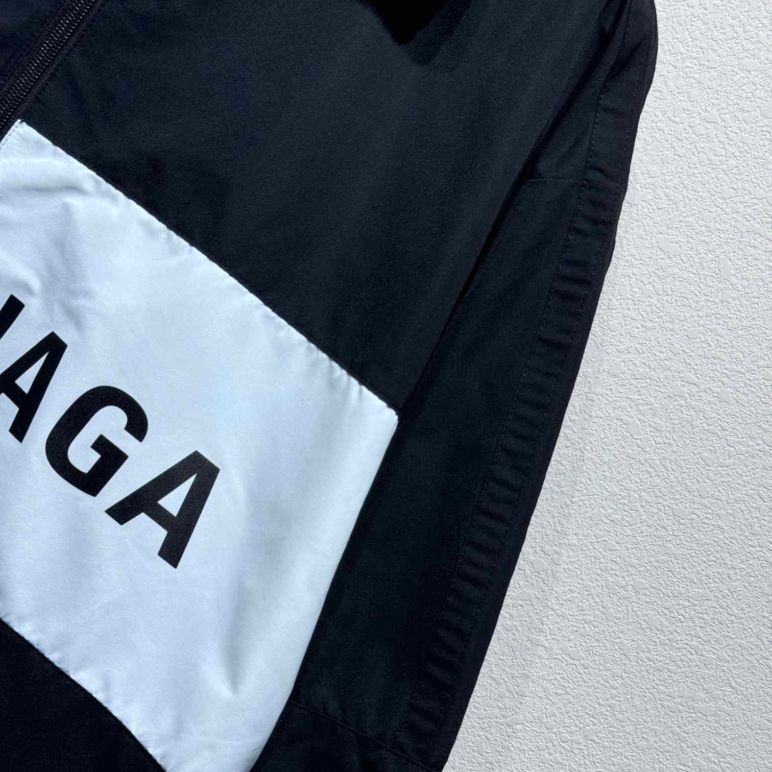 Balenciaga Logo-print Zip-up Windbreaker - DopestKickz