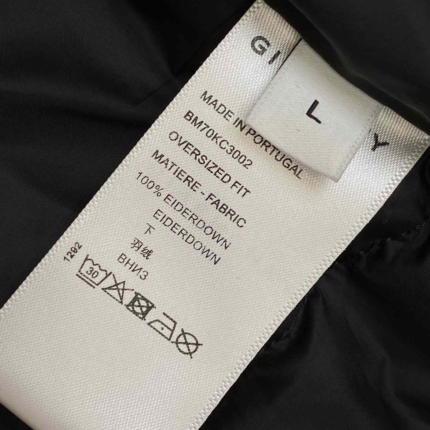 Givenchy 4G Puffer Jacket - DopestKickz