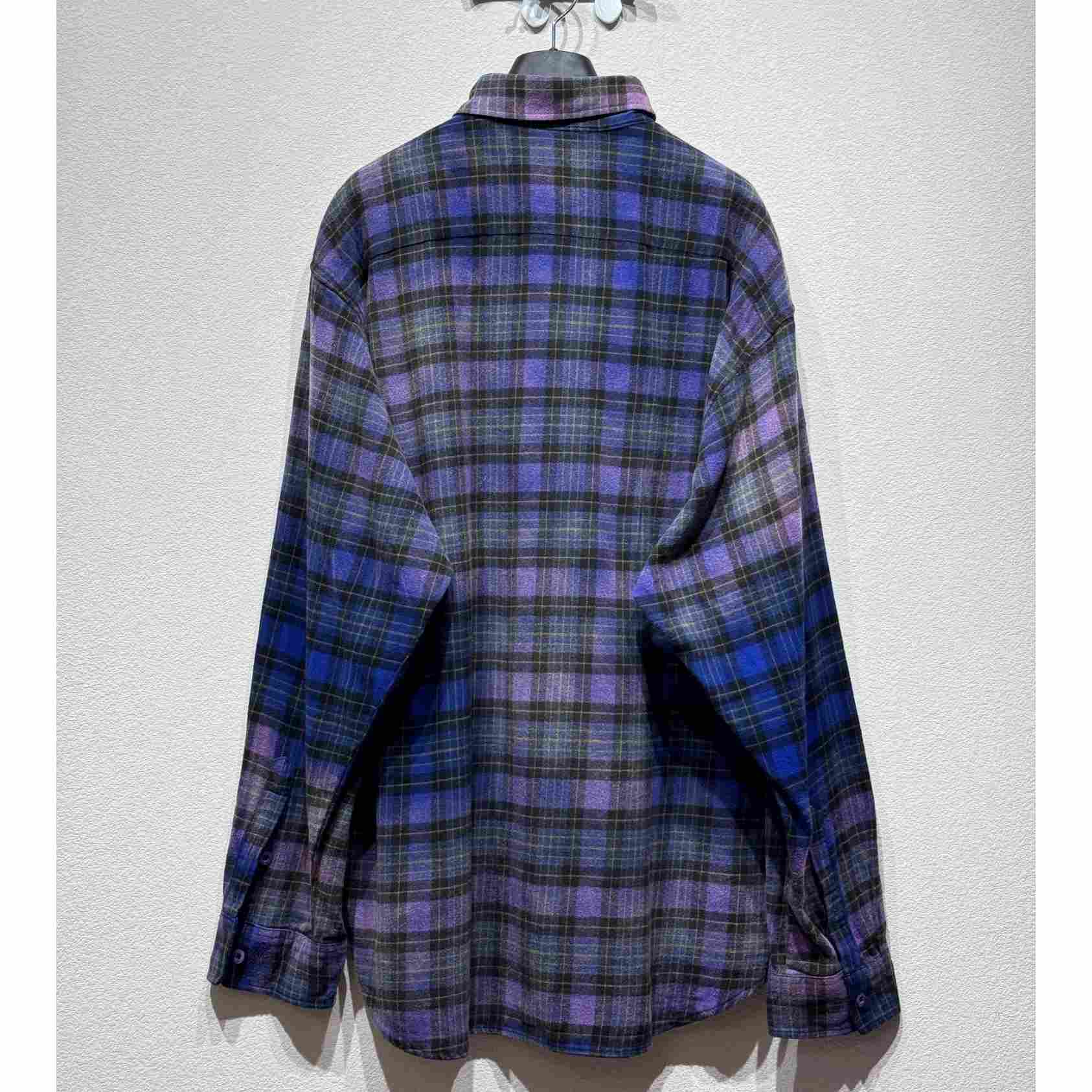 Balenciaga Men's Shirt Large Fit - DopestKickz
