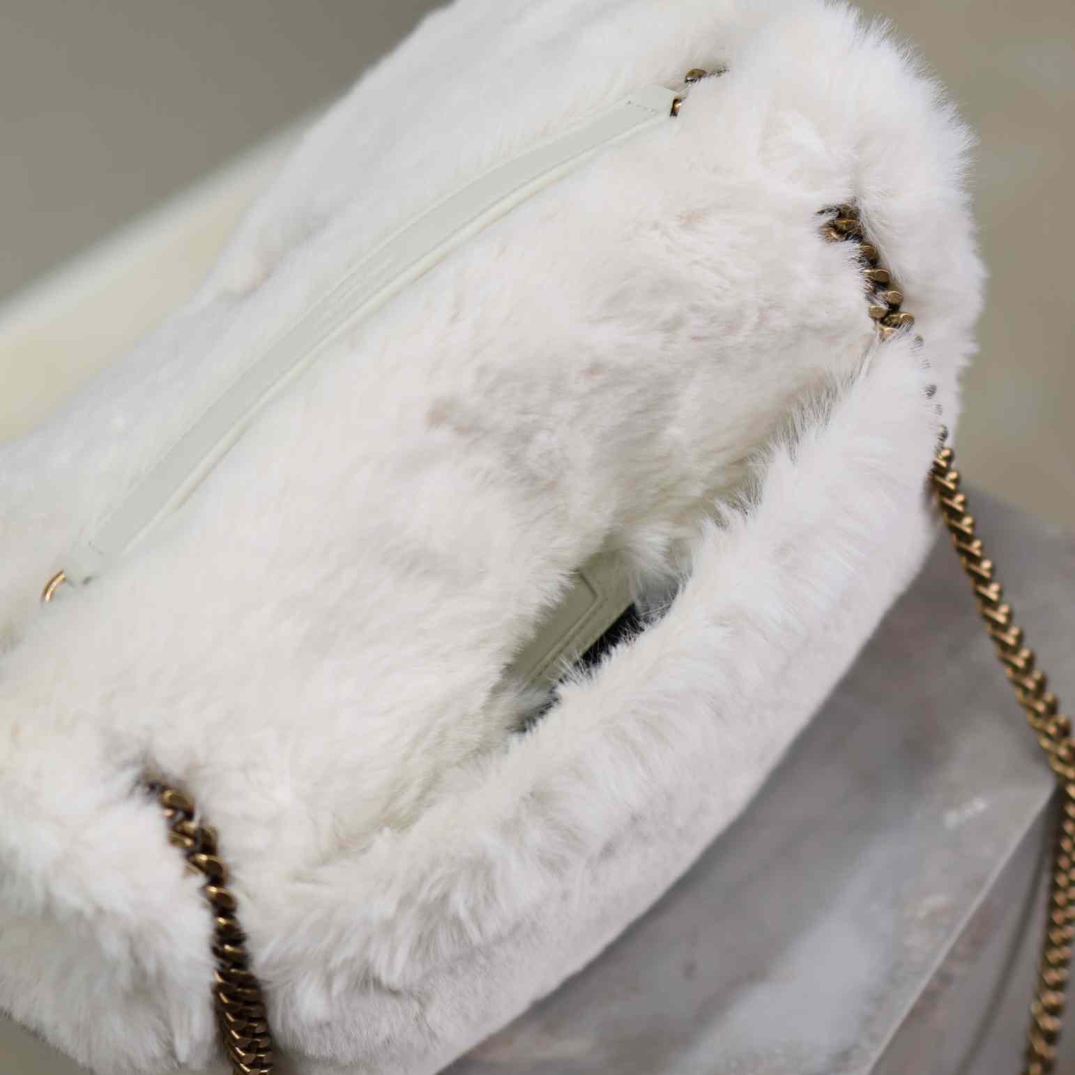 Saint Laurent Niki Medium Soft Bag  (28×20×8.5cm) - DopestKickz