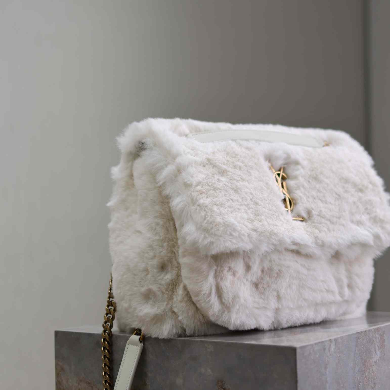 Saint Laurent Niki Medium Soft Bag  (28×20×8.5cm) - DopestKickz