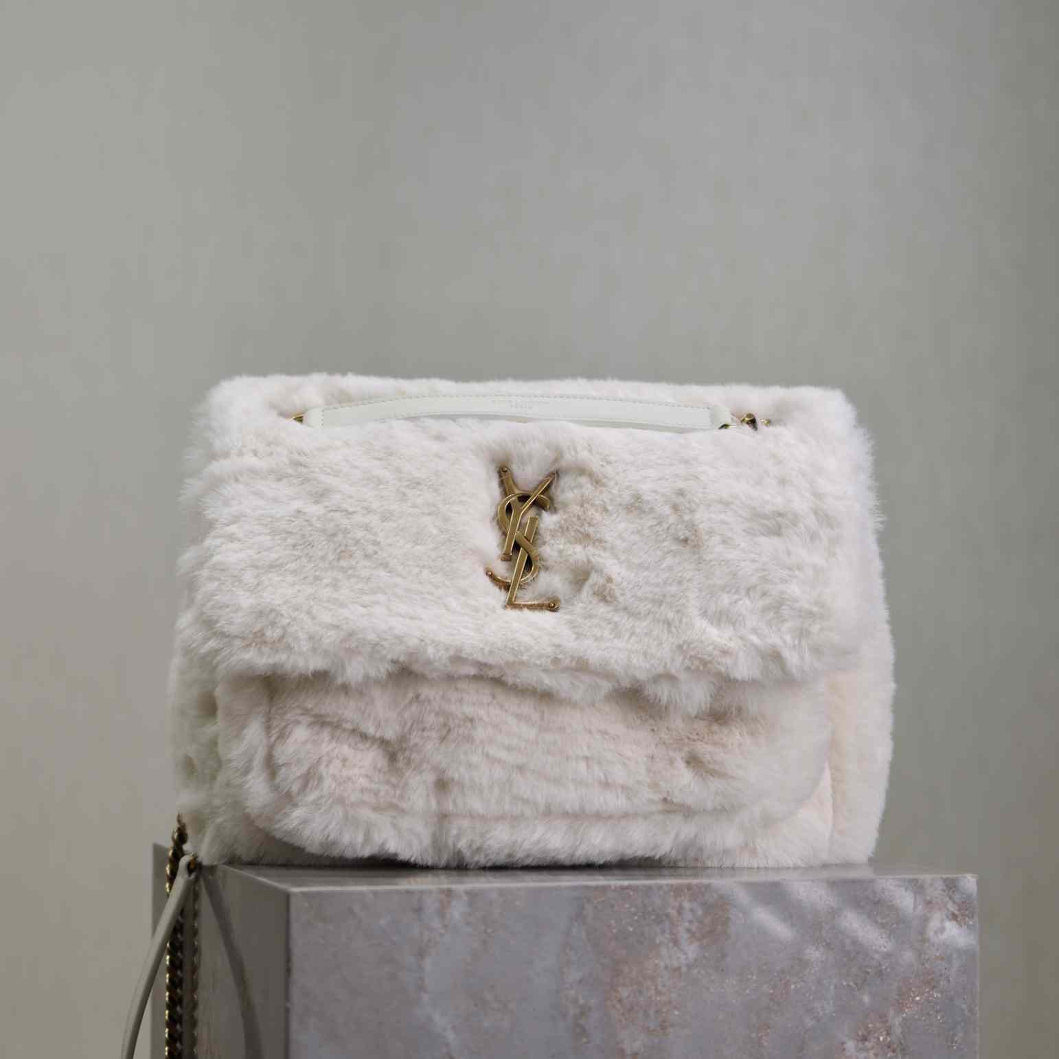 Saint Laurent Niki Medium Soft Bag  (28×20×8.5cm) - DopestKickz