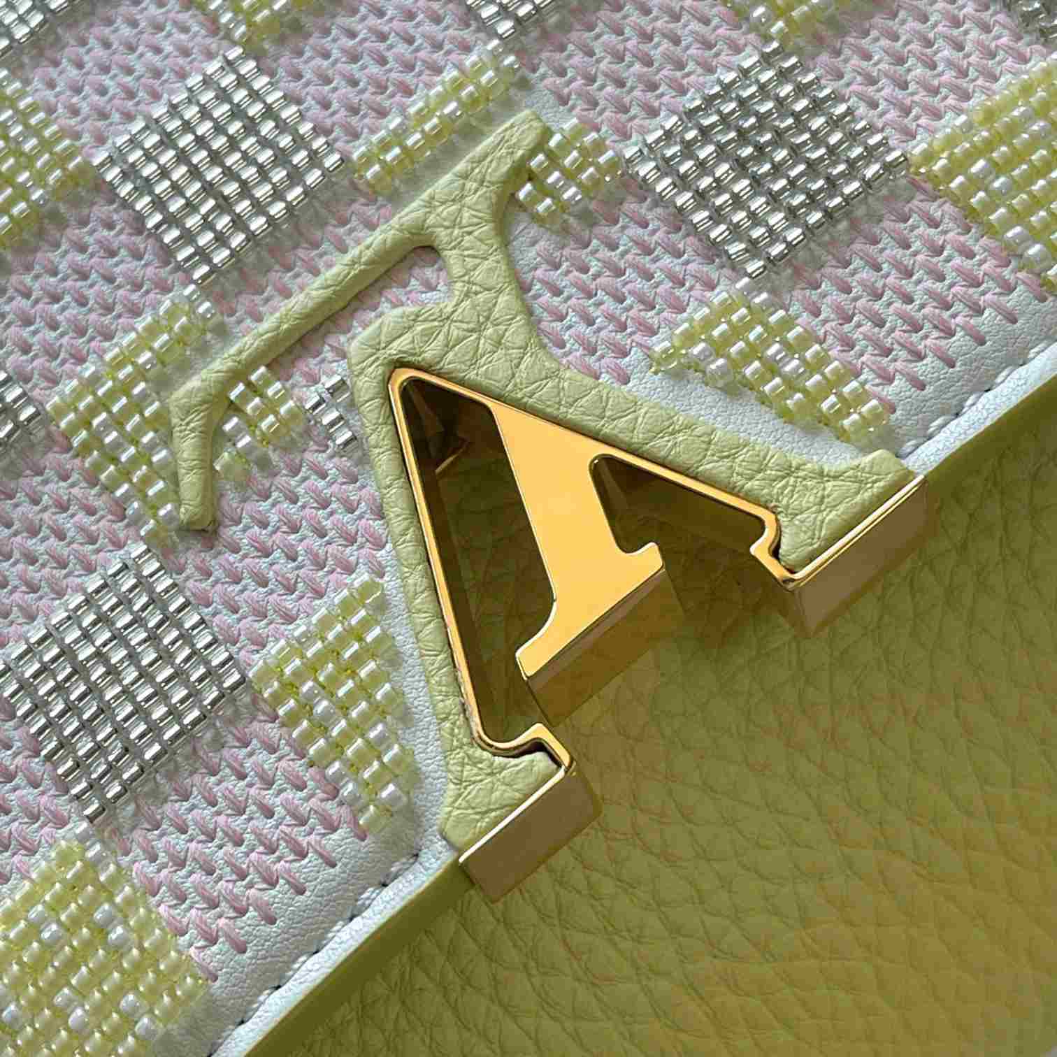 Louis Vuitton Capucines Mini  M24809 - DopestKickz