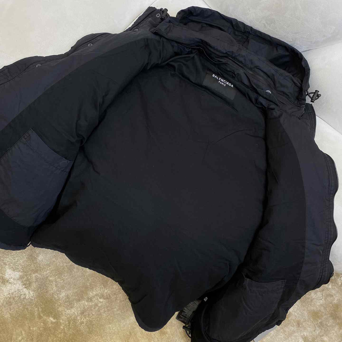 Balenciaga Logo-print Hooded Padded Jacket - DopestKickz
