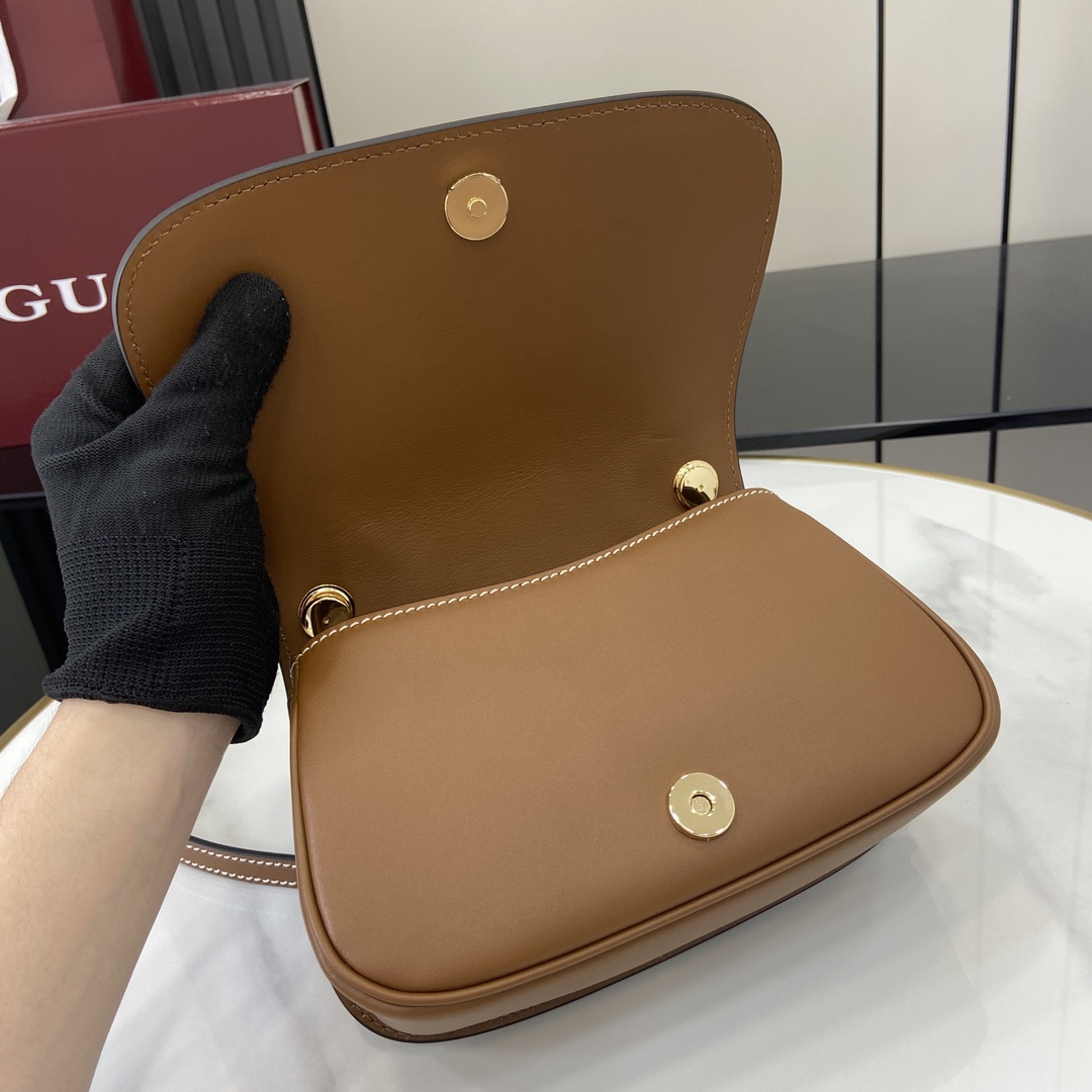 Gucci Blondie Mini Shoulder Bag - DopestKickz