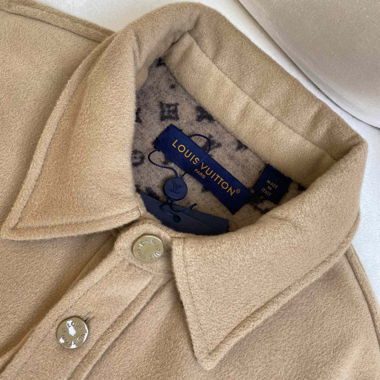 Louis Vuitton Double-Face Wool Blend Overshirt  1AFA59 - DopestKickz