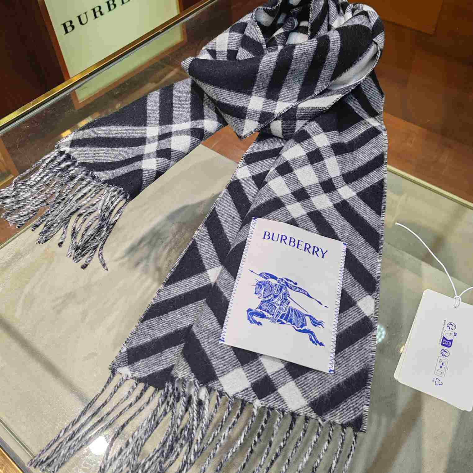 Burberry Check Cashmere Scarf - DopestKickz