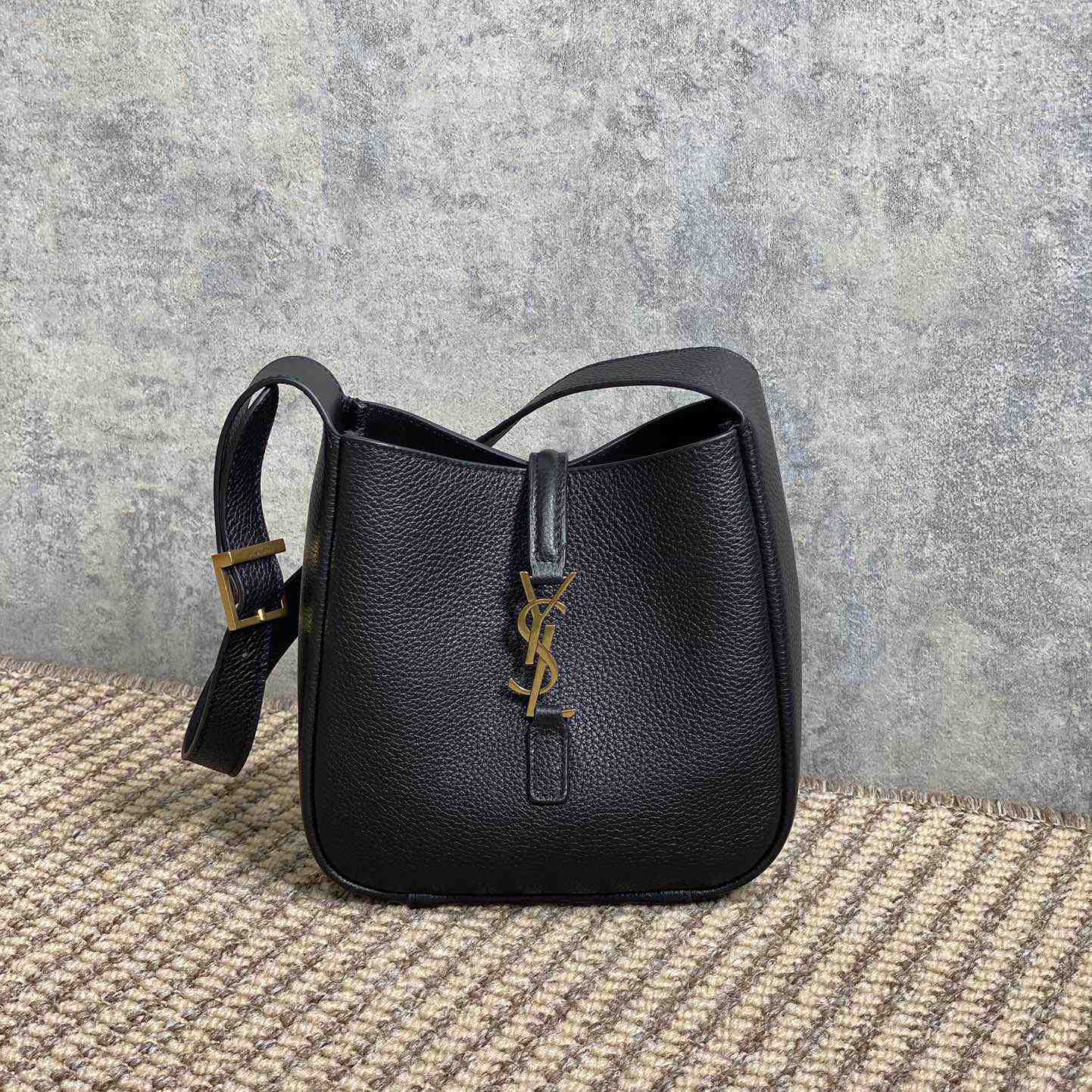 Saint Laurent LE 5 À 7 Supple Baby In Grained Leather - DopestKickz