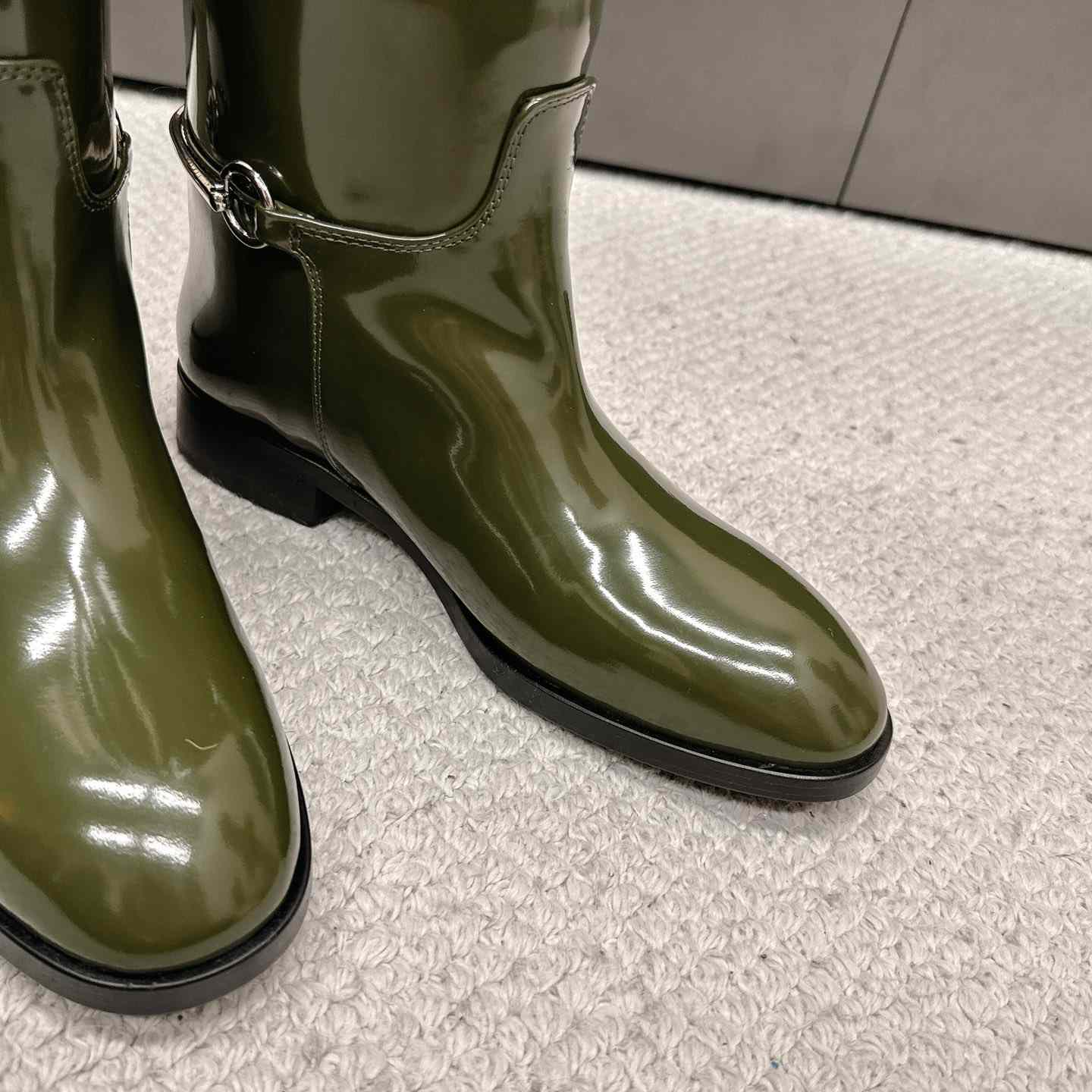 Gucci Women's Slim Horsebit Boot - DopestKickz