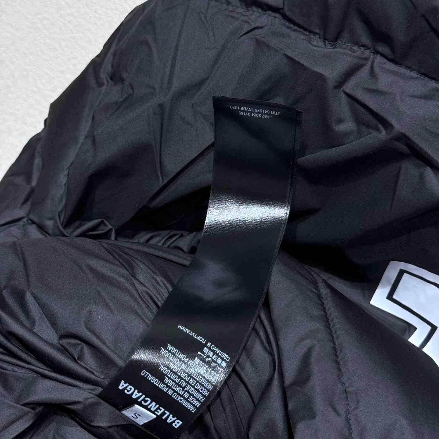 Balenciaga Soccer Oversized Puffer Jacket - DopestKickz
