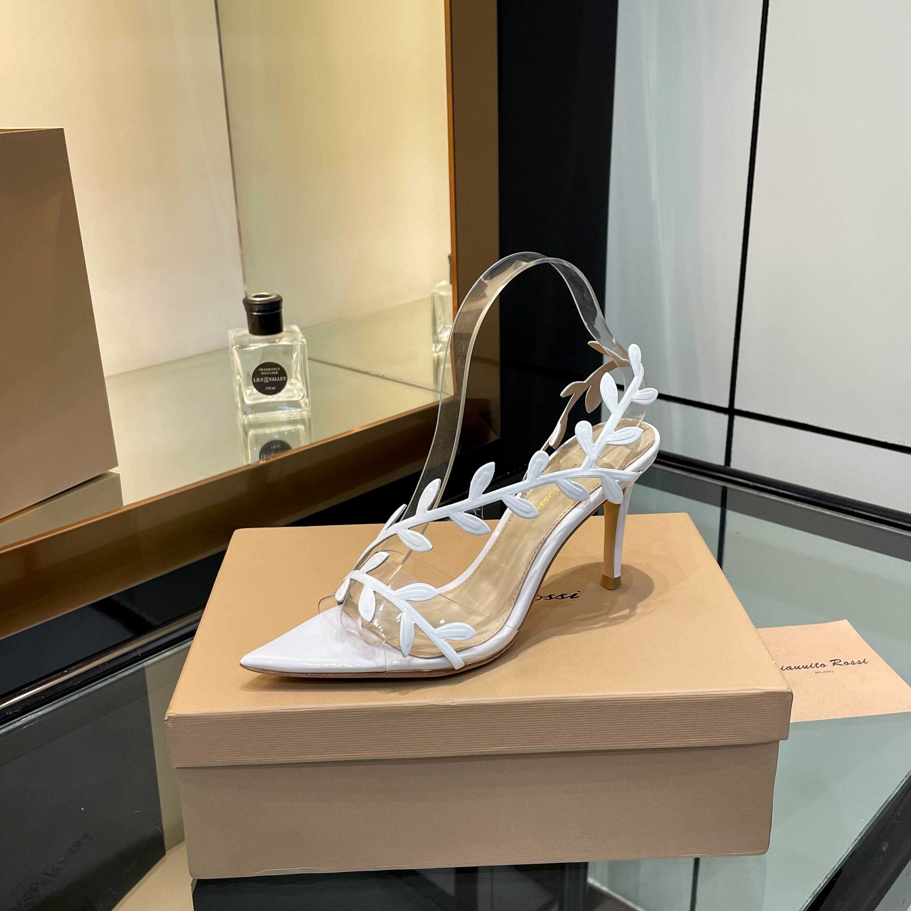 Gianvito Rossi 105mm Flavia Sandals - DopestKickz