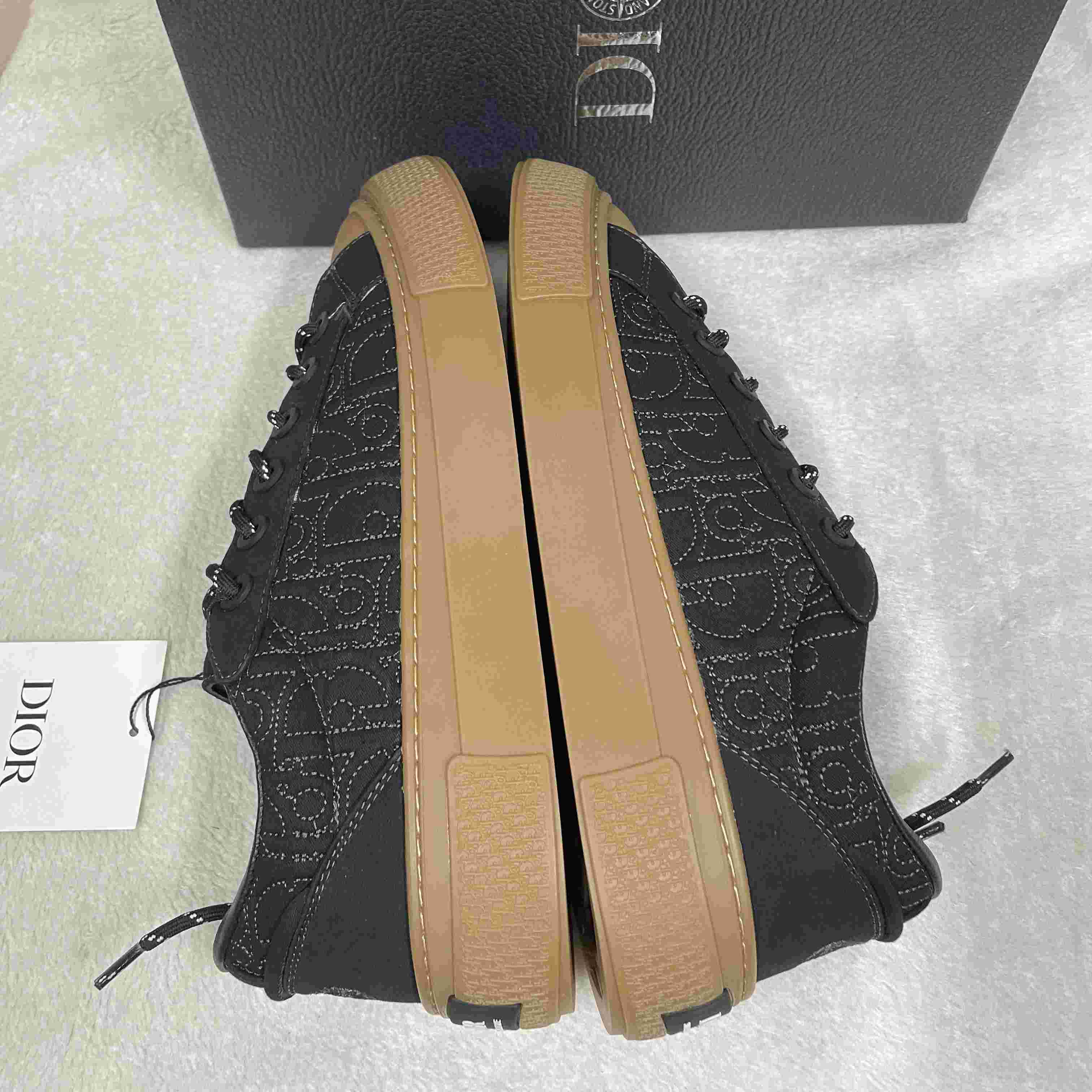 Dior And STONE ISLAND B33 Sneaker   - DopestKickz
