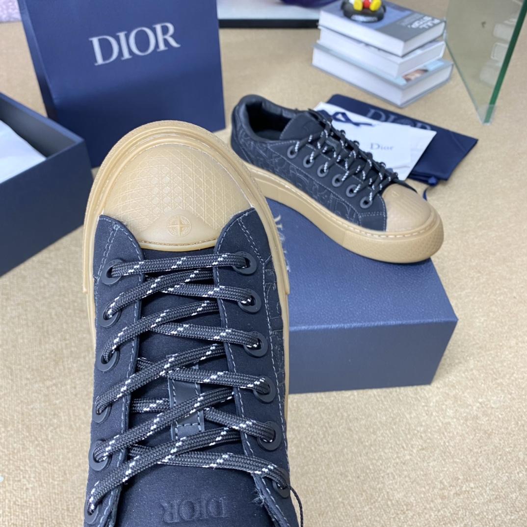 Dior And STONE ISLAND B33 Sneaker   - DopestKickz