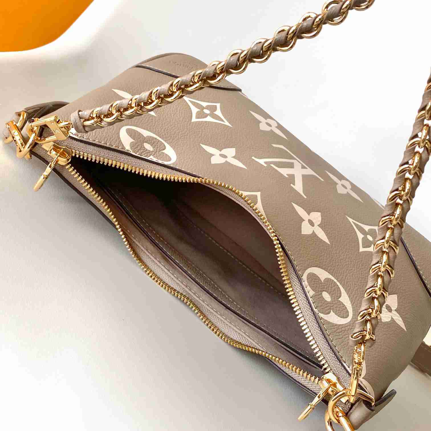 Louis Vuitton Boulogne  M13224 - DopestKickz