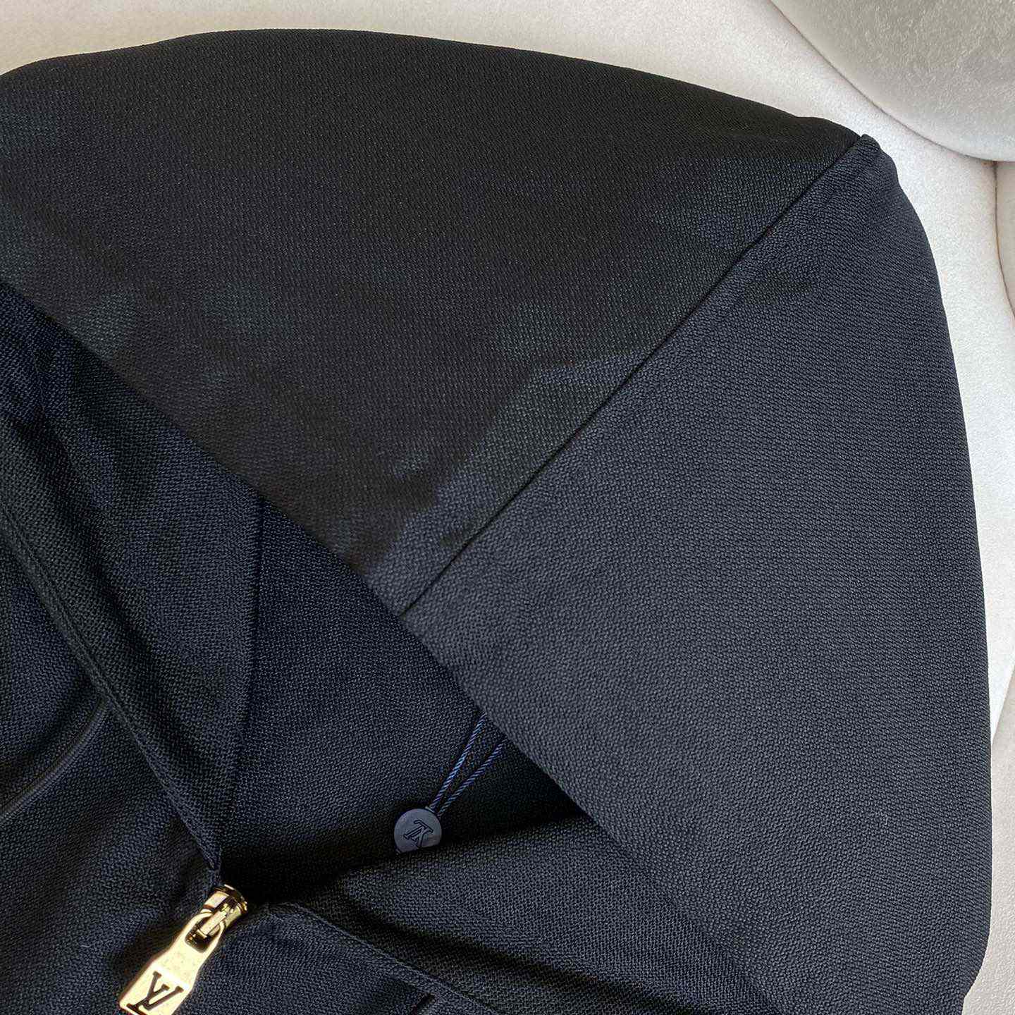 Louis Vuitton Technical Hooded Cotton Blouson   1AFRGI - DopestKickz