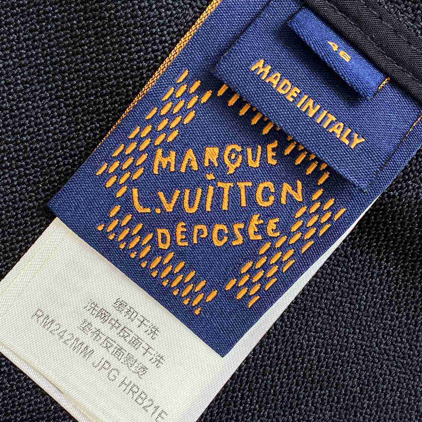 Louis Vuitton Technical Hooded Cotton Blouson   1AFRGI - DopestKickz