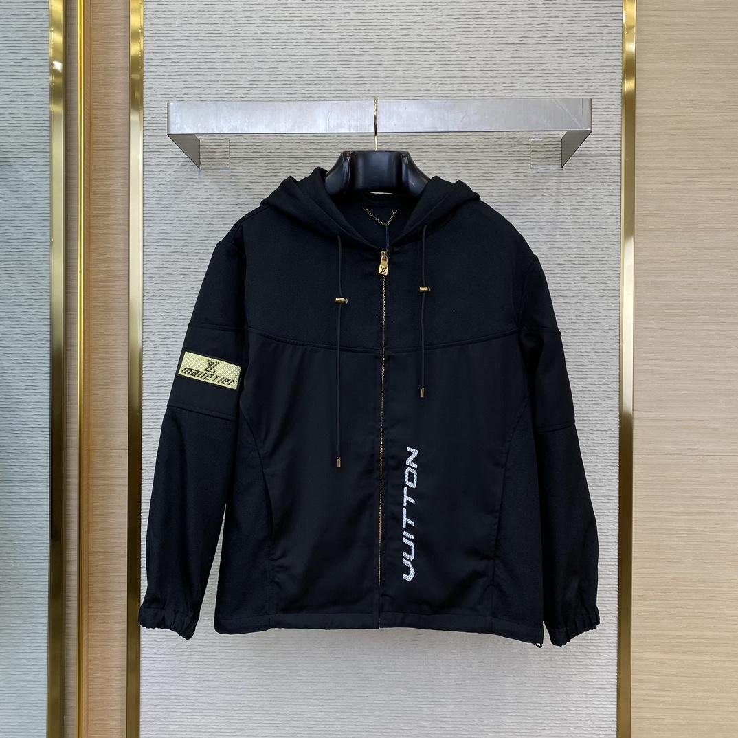 Louis Vuitton Technical Hooded Cotton Blouson   1AFRGI - DopestKickz