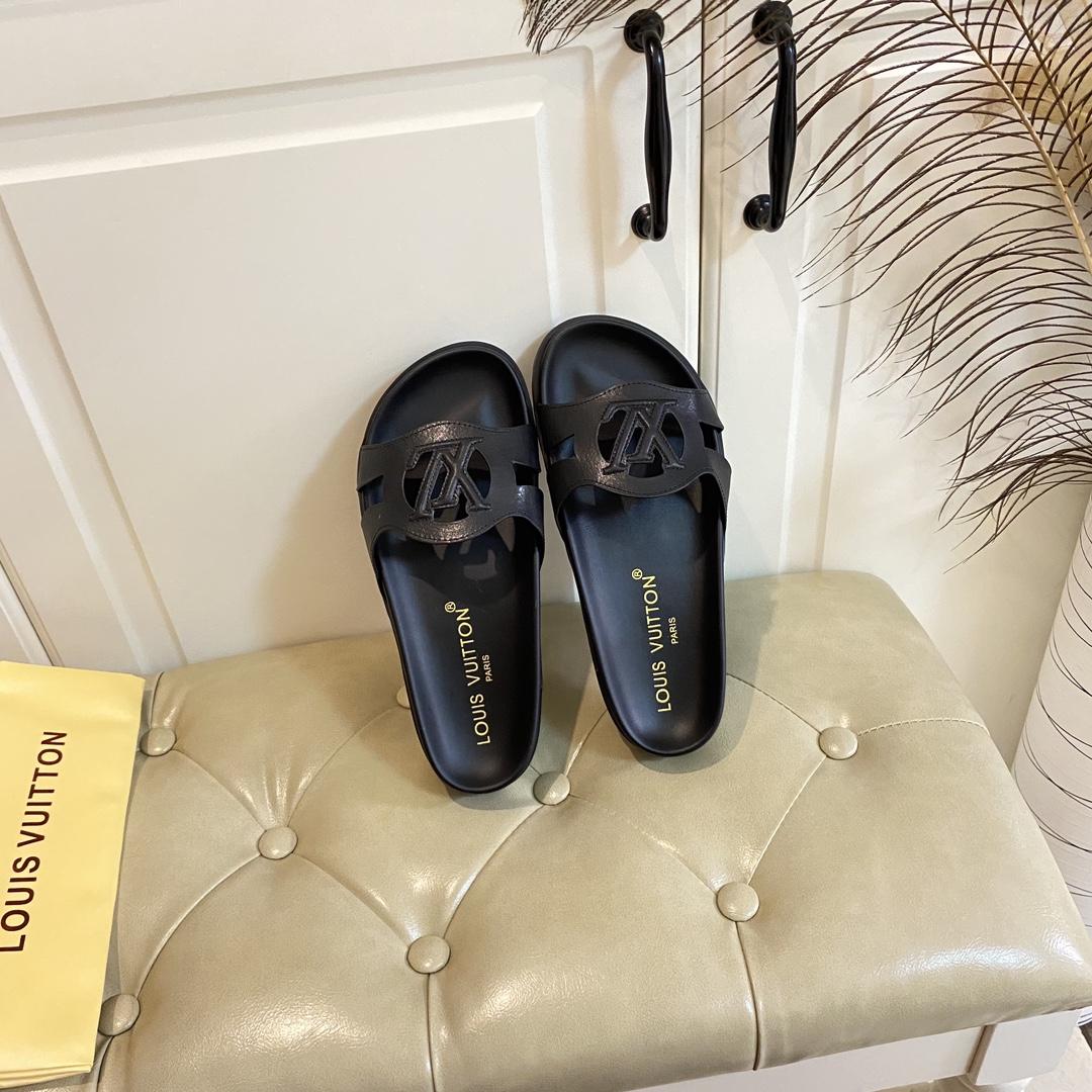 Louis Vuitton LV Isola Flat Comfort Mule   1ACPCI - DopestKickz