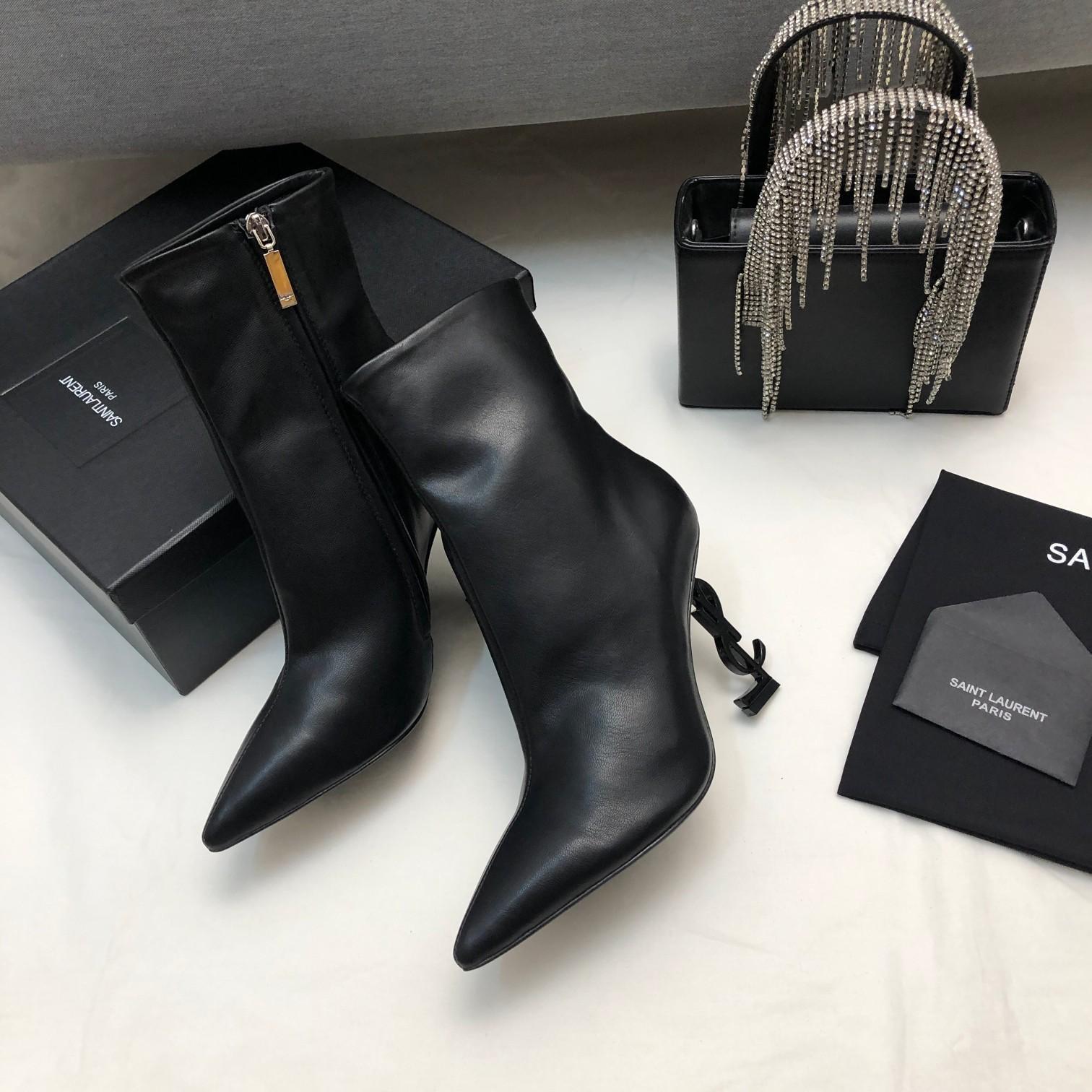 Saint Laurent Ankle Boots - DopestKickz