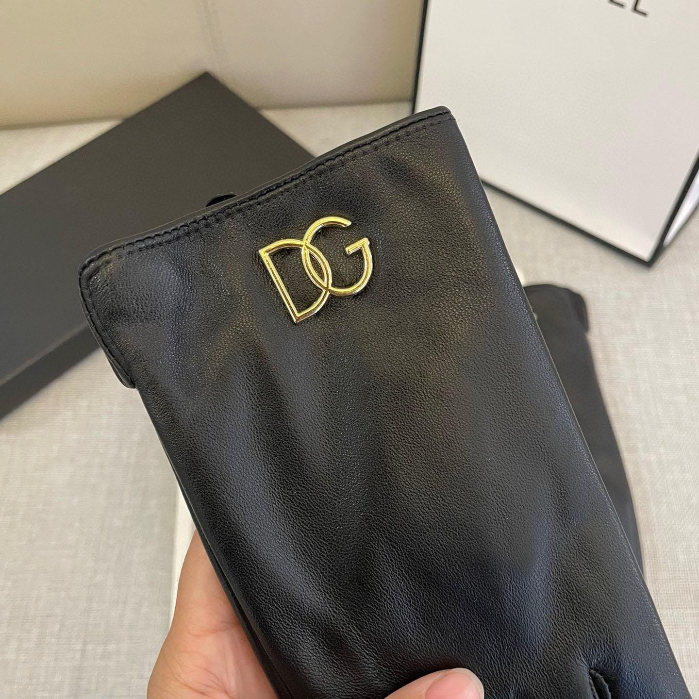 Dolce & Gabbana Gloves  - DopestKickz