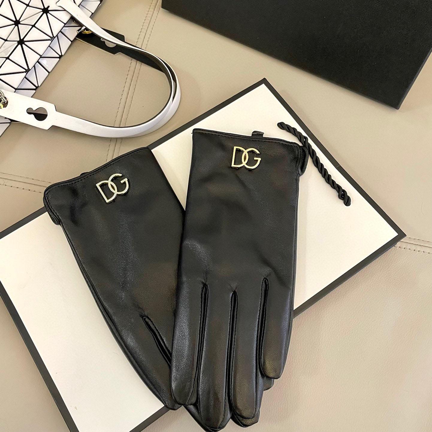 Dolce & Gabbana Gloves  - DopestKickz