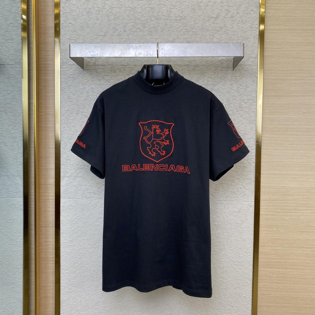 Balenciaga Lion Club T-Shirt Oversized In Washed black And Red - DopestKickz