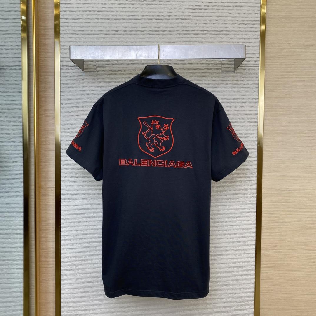 Balenciaga Lion Club T-Shirt Oversized In Washed black And Red - DopestKickz