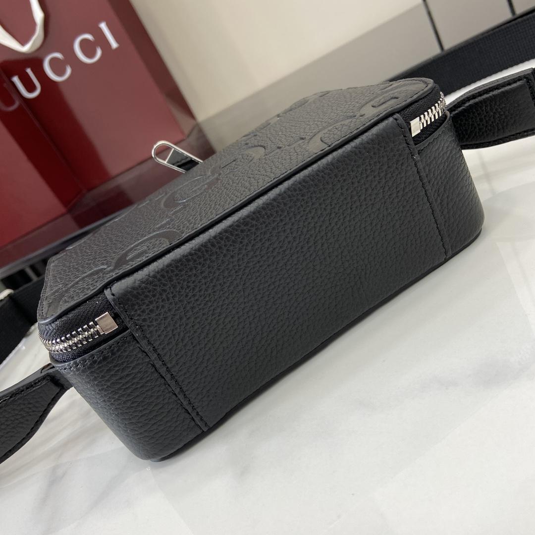 Gucci Jumbo GG Super Mini Bag - DopestKickz