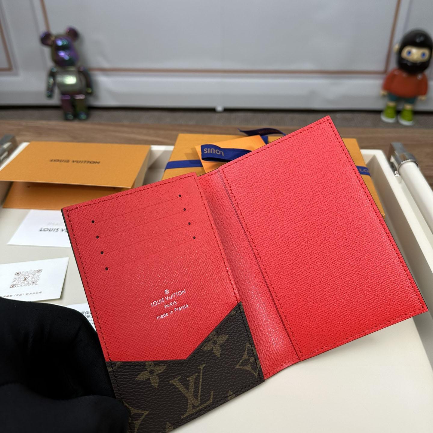 Louis Vuitton Pocket Organizer  M82862 - DopestKickz