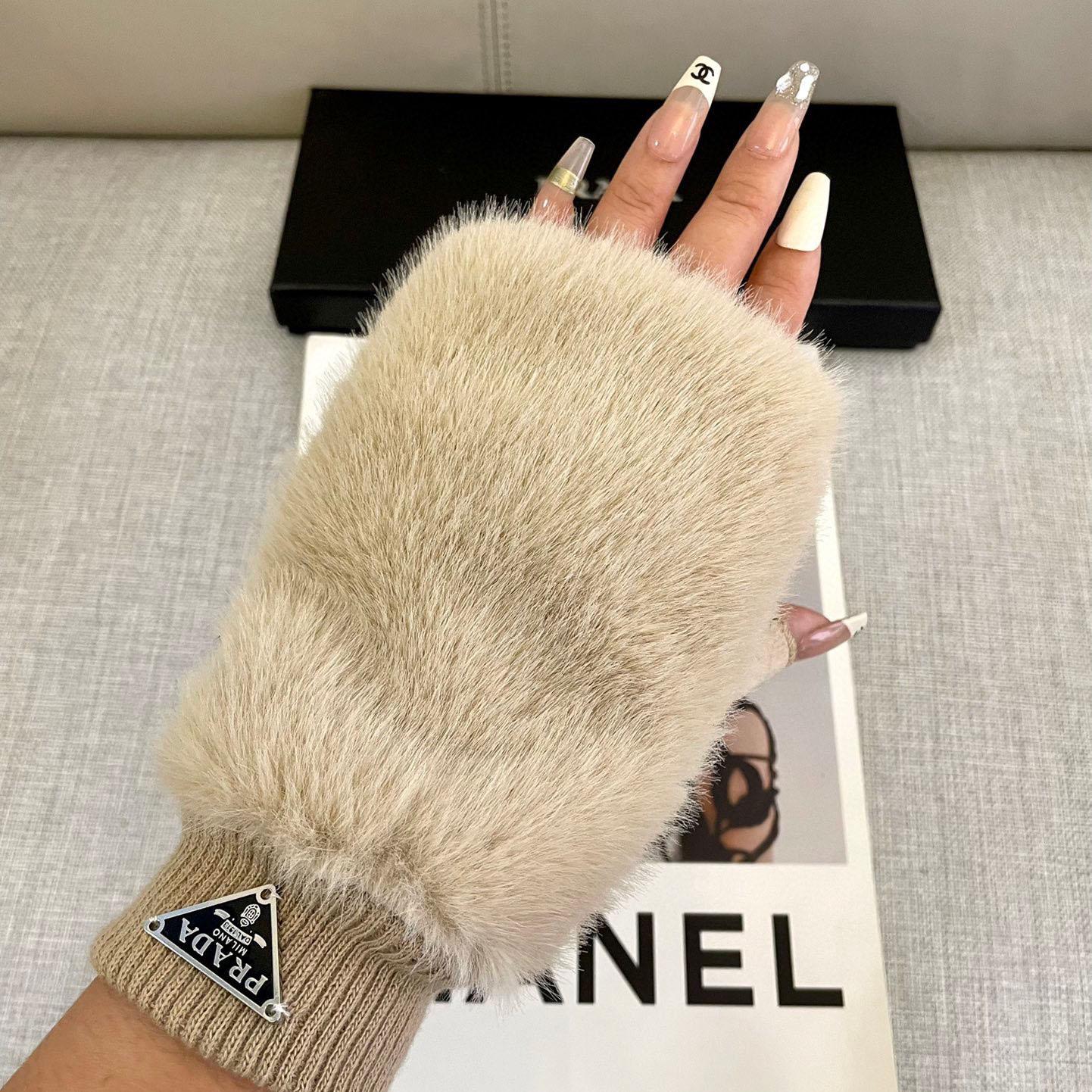 Prada Gloves  - DopestKickz