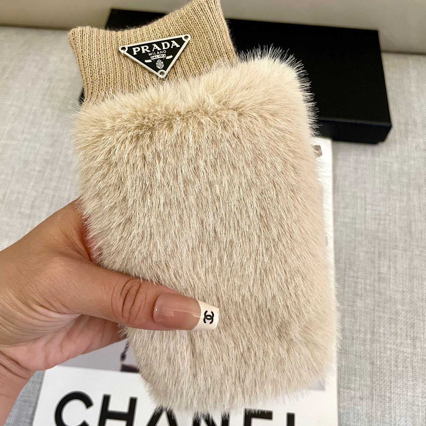 Prada Gloves  - DopestKickz
