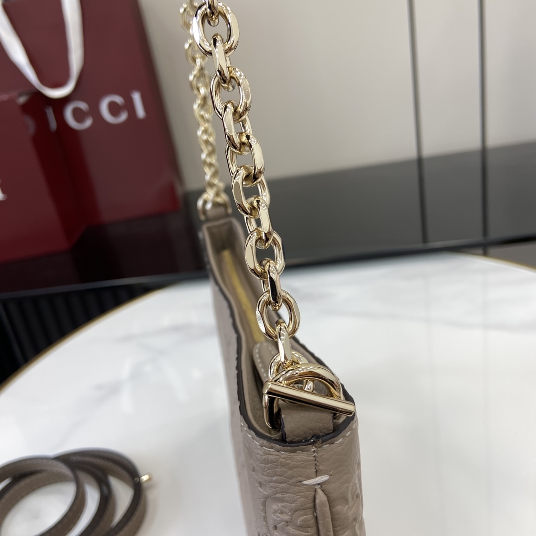 Gucci GG Emblem Medium Shoulder Bag - DopestKickz