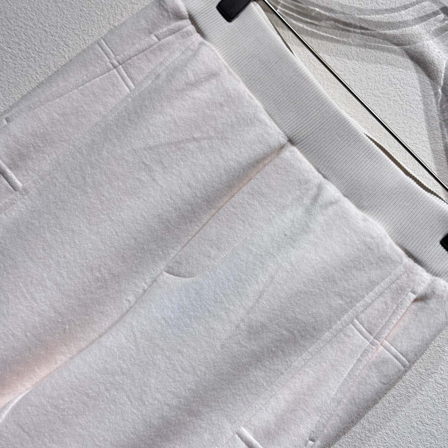 Louis Vuitton Quilted Textured Wool Pants   1AGJPK - DopestKickz