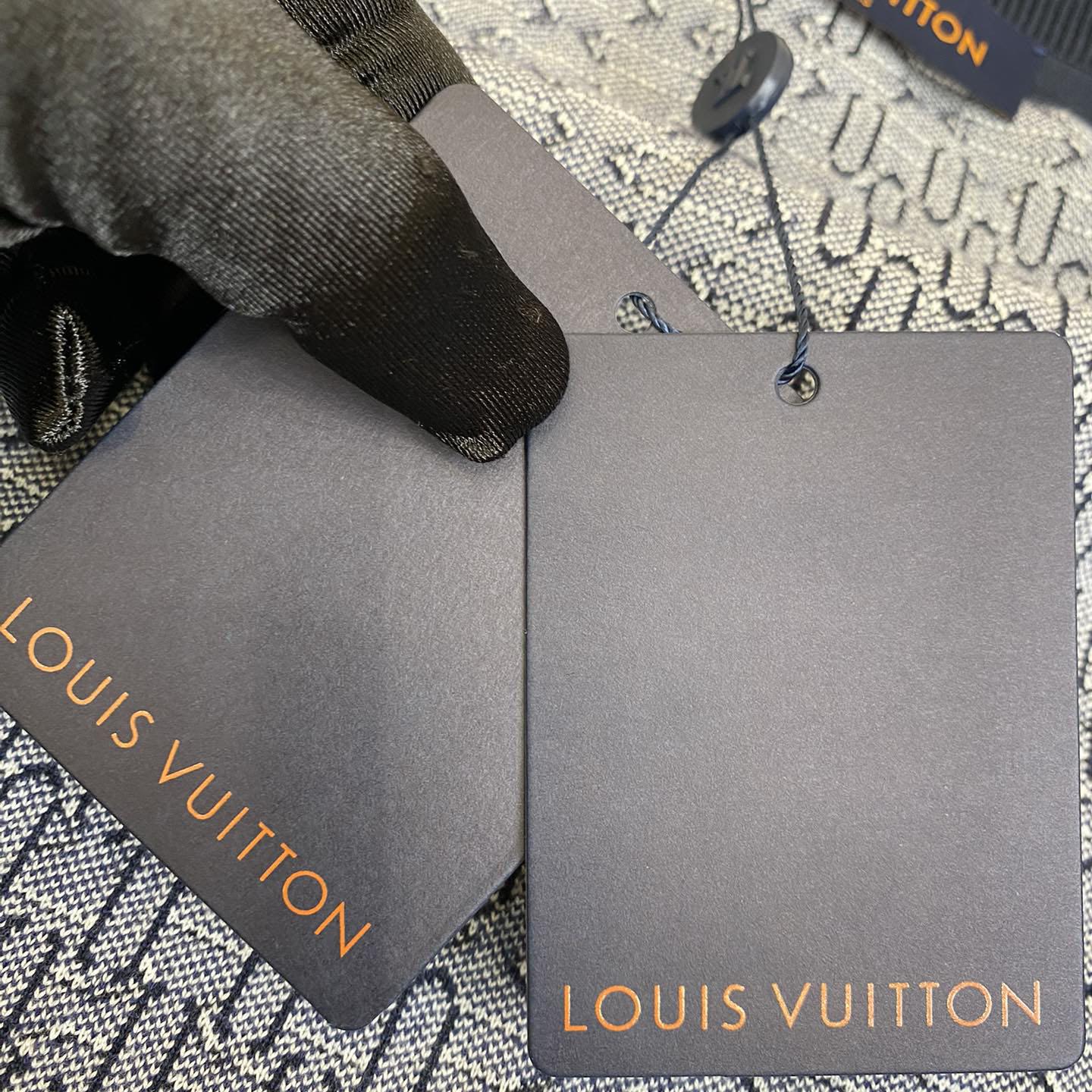 Louis Vuitton Damier Quilted Cotton Bomber  1AFXOP - DopestKickz
