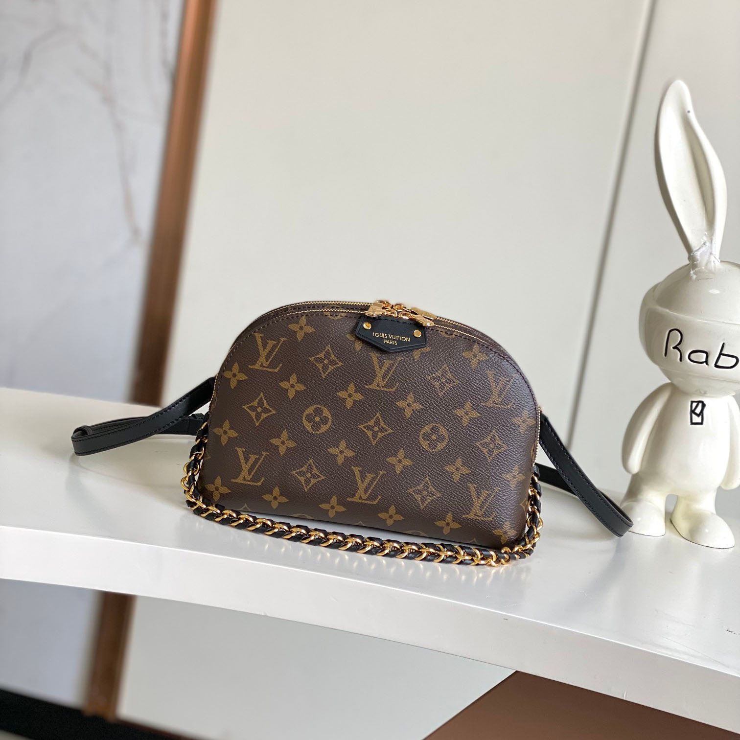 Louis Vuitton Be Alma   M12996 - DopestKickz