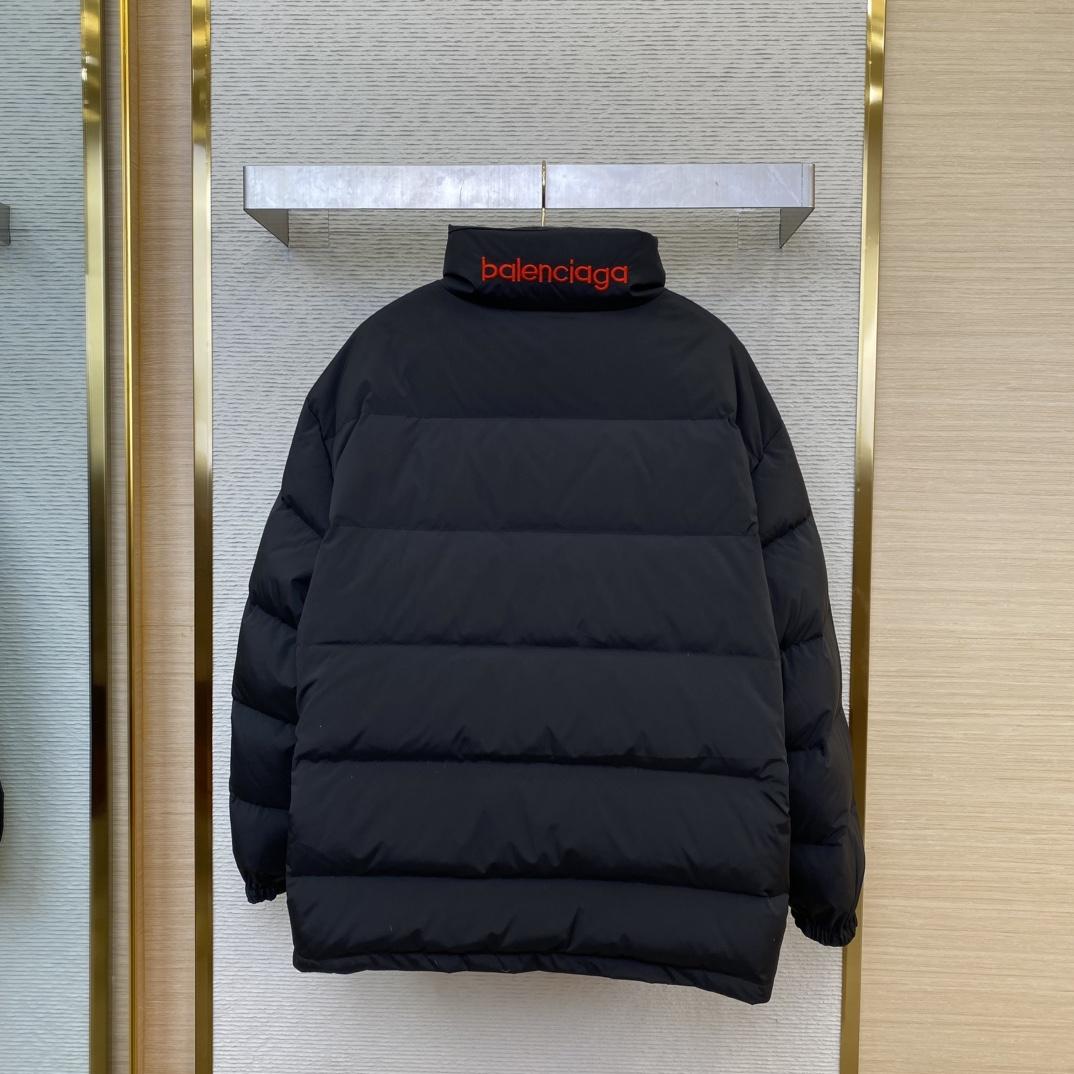 Balenciaga Logo-print Reversible Puffer Jacket - DopestKickz