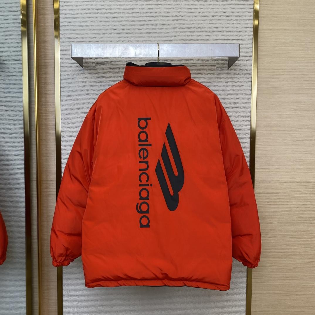 Balenciaga Logo-print Reversible Puffer Jacket - DopestKickz