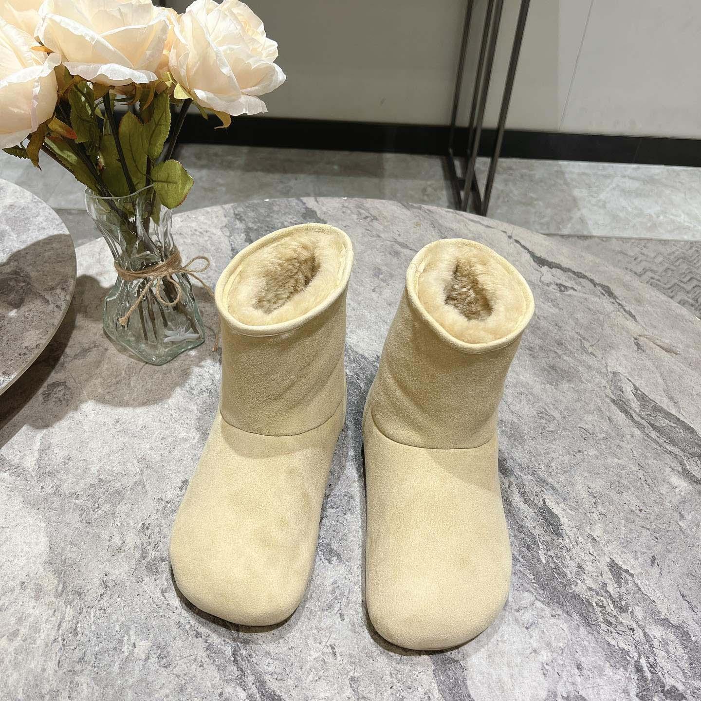 Loewe Lago Boot In Suede And Shearling - DopestKickz