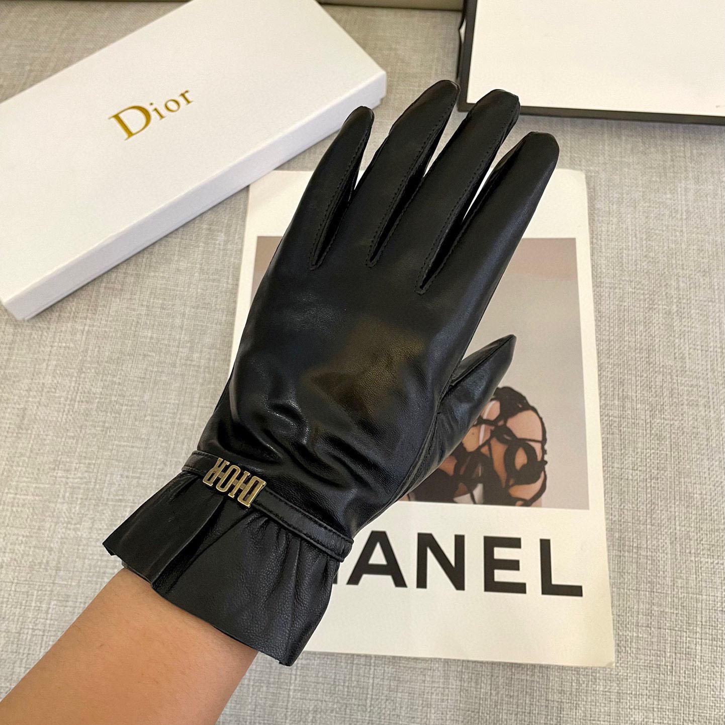 Dior Gloves  - DopestKickz