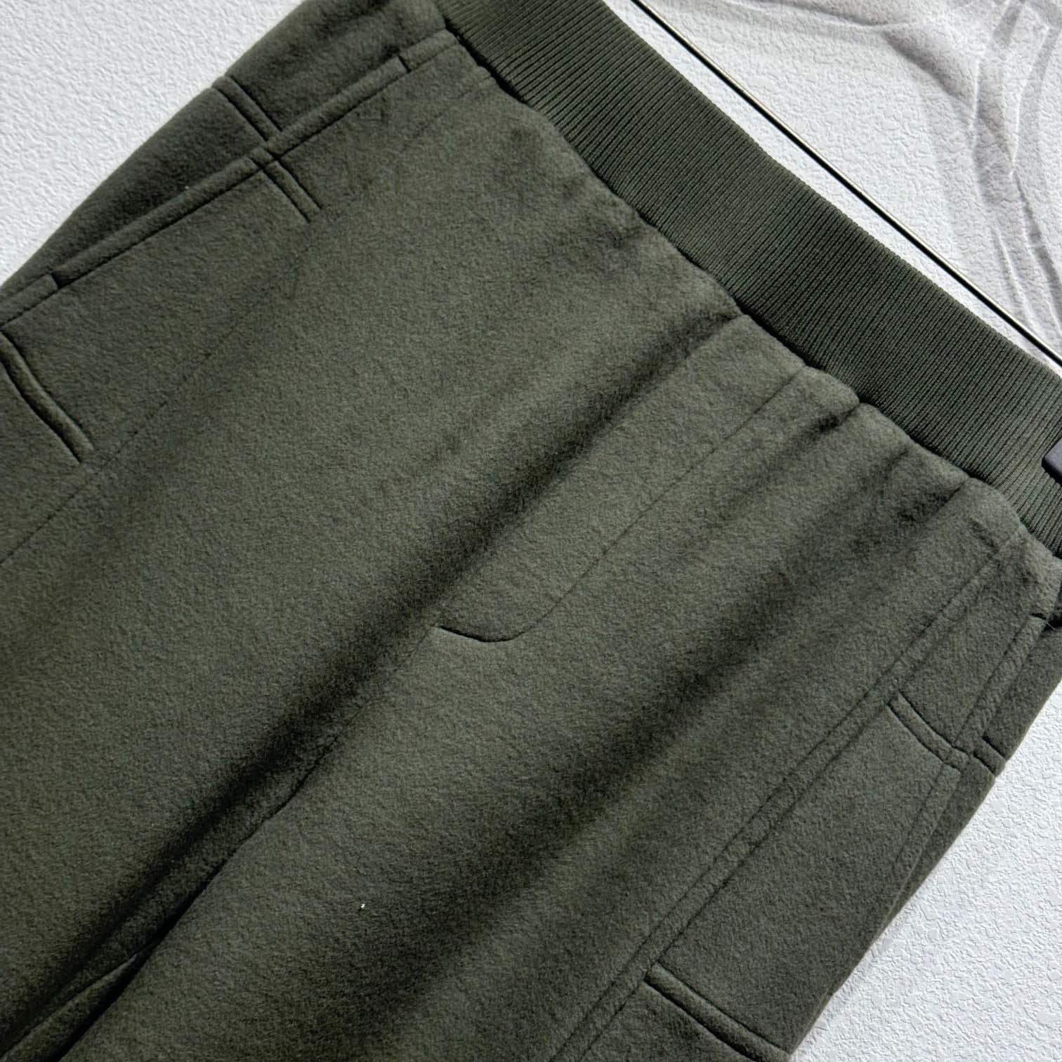 Louis Vuitton Quilted Textured Wool Pants   1AGJPS - DopestKickz