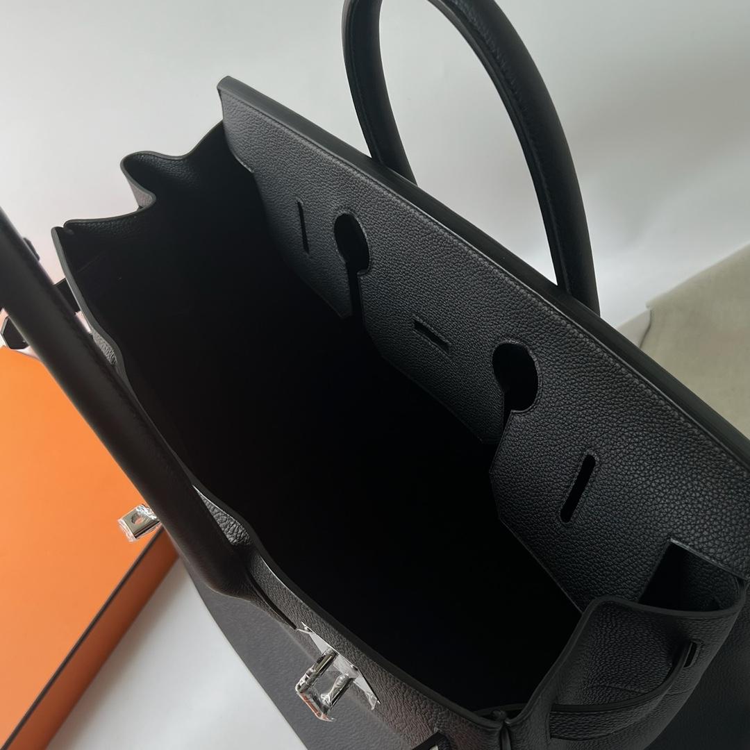 Hermes Kelly Handbag   40cm - DopestKickz