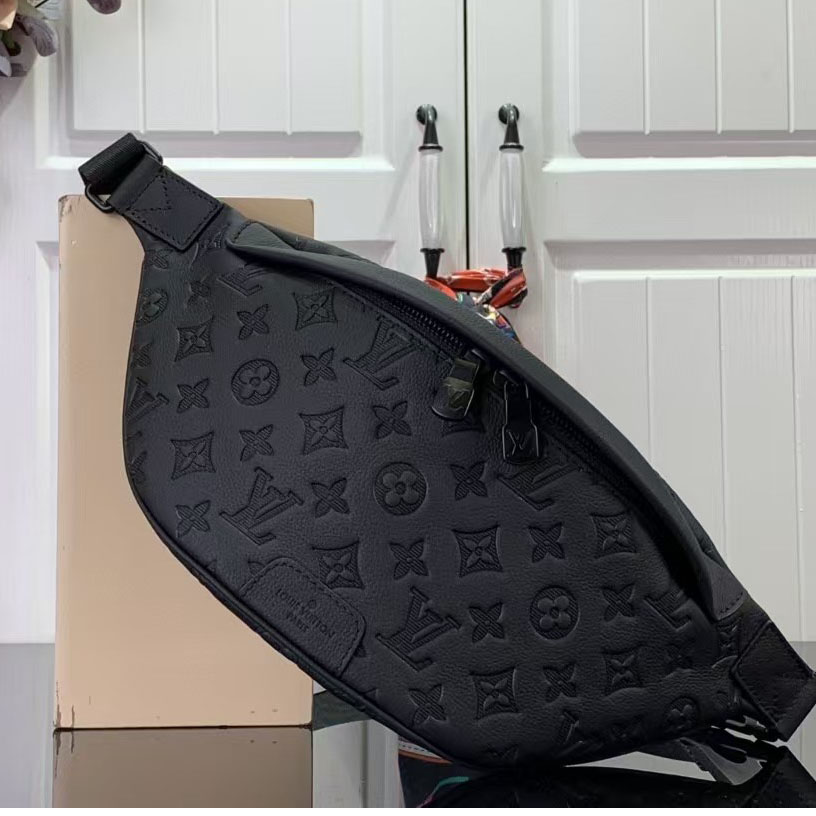 Louis Vuitton Discovery Bumbag PM (44-15-9 cm)M46036 - DopestKickz