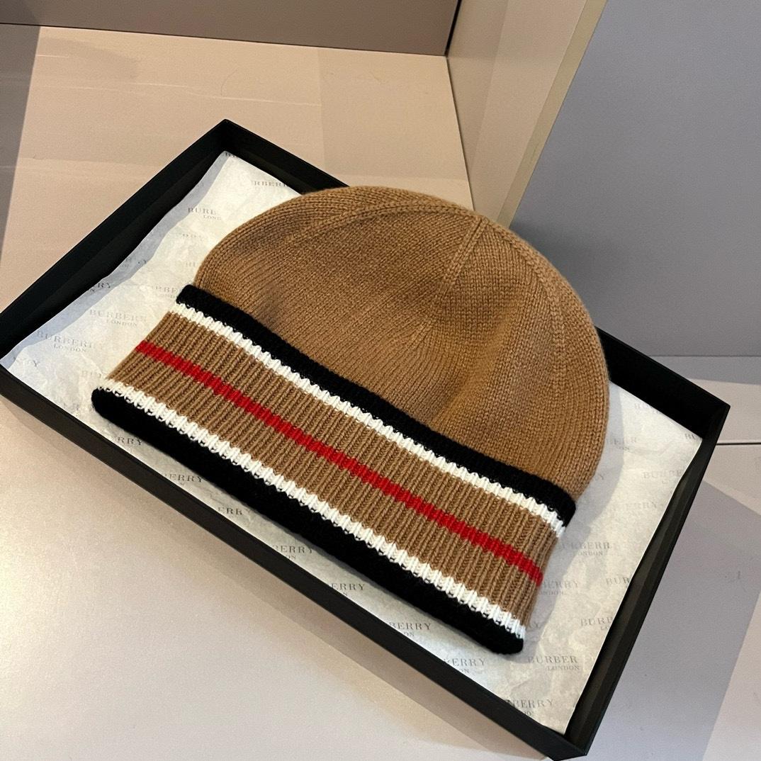 Burberry Beanie - DopestKickz