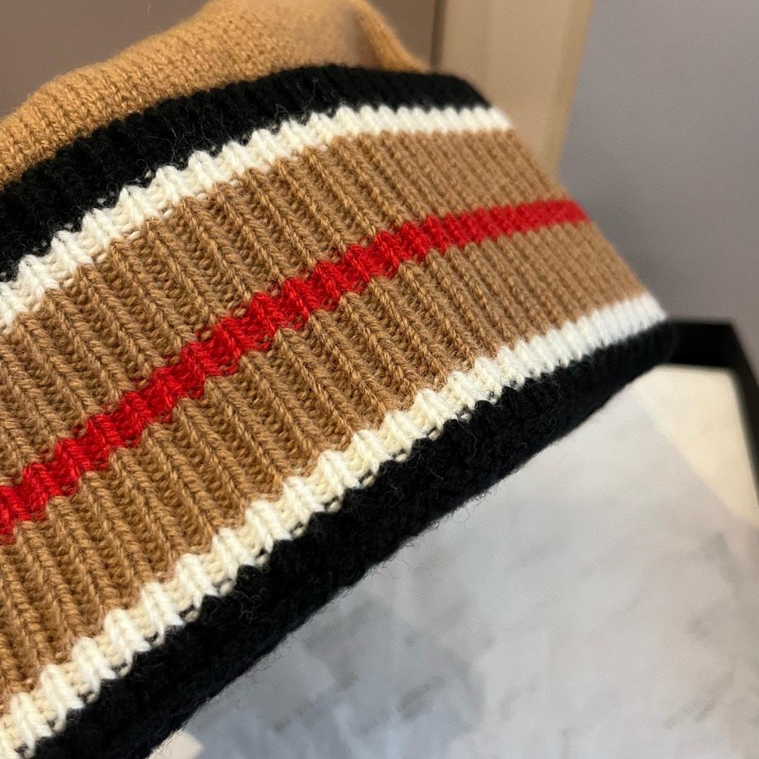 Burberry Beanie - DopestKickz